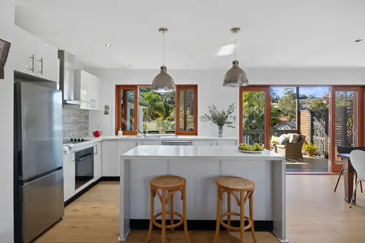 76 Tallwood Avenue, Mollymook Beach NSW 2539