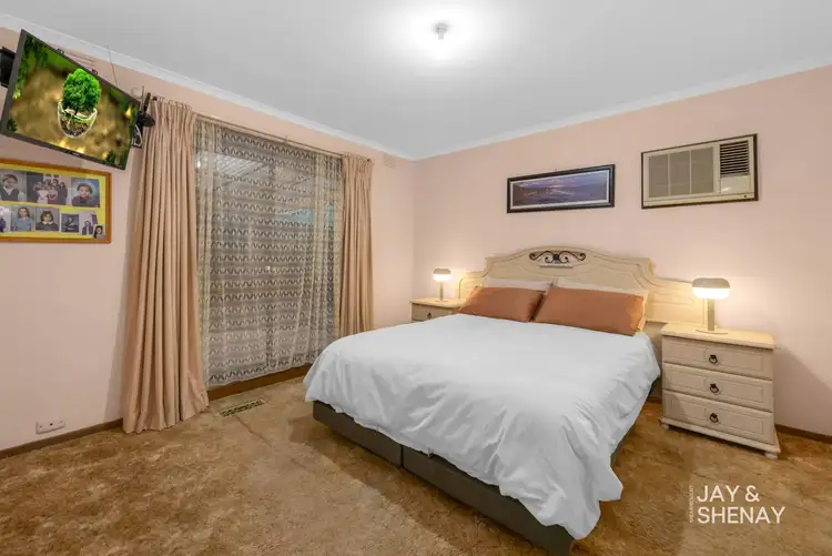 Sixth view of Homely house listing, 6 Dorgan Court, Endeavour Hills VIC 3802