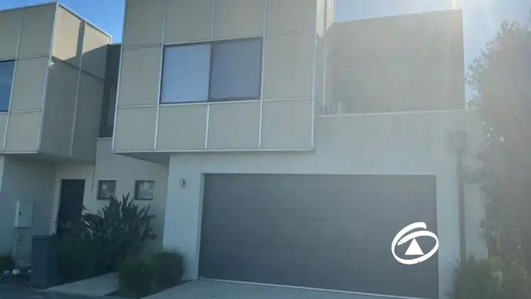 7 Hammond Crescent, Officer VIC 3809