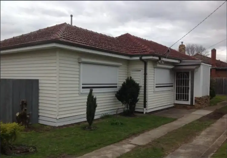82 Railway Parade, Dandenong VIC 3175