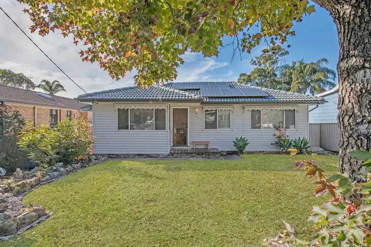 14 Hazel Close, Berkeley Vale NSW 2261