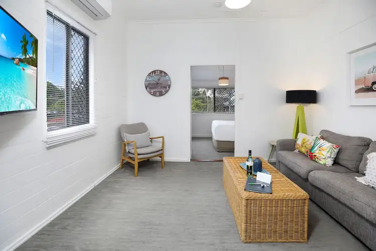 3/2 McKenzie Street, Cairns North QLD 4870