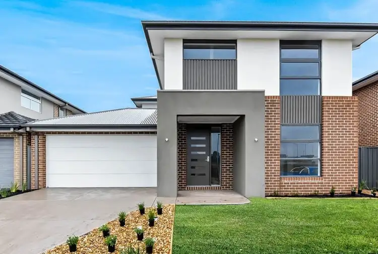 74 Yaralla Circuit, Clyde VIC 3978