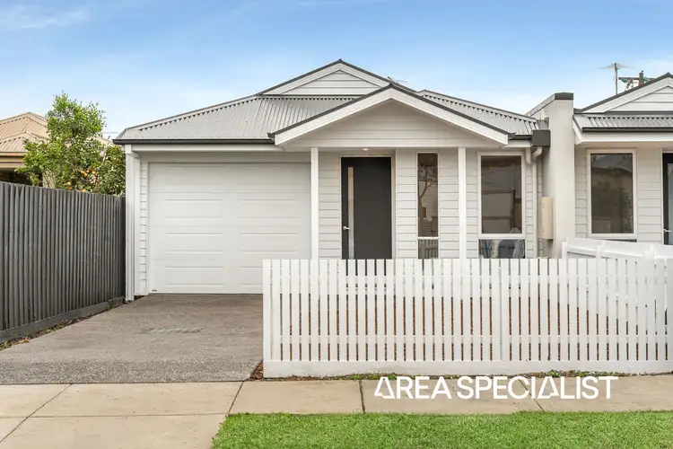 Main view of Homely unit listing, 11 Albert Street, Hastings VIC 3915