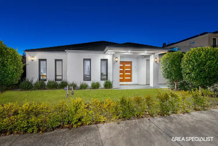 26 Alarah Boulevard, Cranbourne West VIC 3977