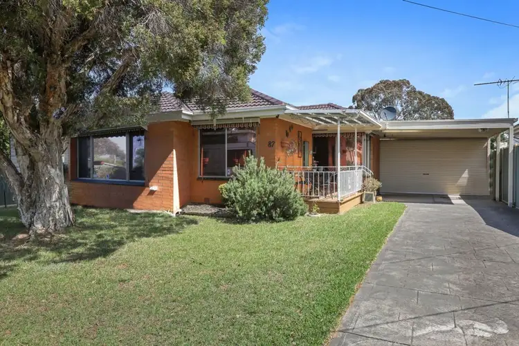 87 Gillespie Road, Kings Park VIC 3021