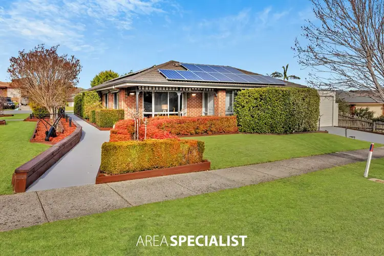 6 Kinross Court, Pakenham VIC 3810