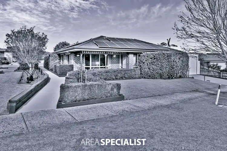 Main view of Homely house listing, 6 Kinross Court, Pakenham VIC 3810
