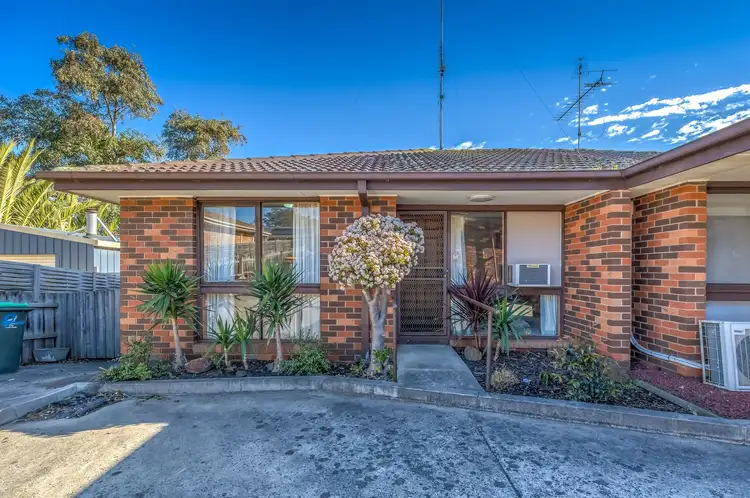 4/45 Dinwoodie Drive, Newborough VIC 3825