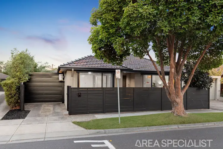 1 Olive Grove, Frankston VIC 3199