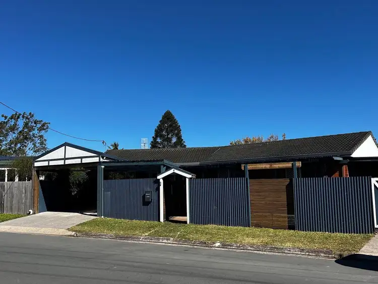 4 Perlan Street, Nambour QLD 4560