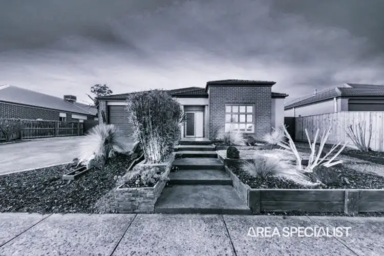 30 Winneke Way, Pakenham VIC 3810