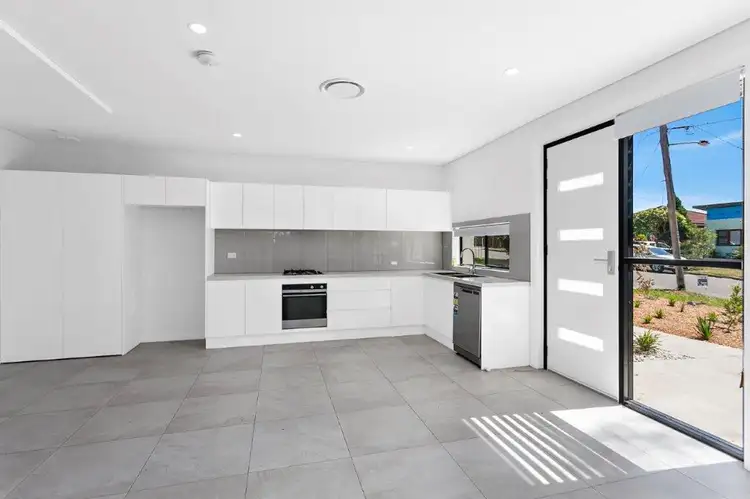 4-6 Crammond Boulevard