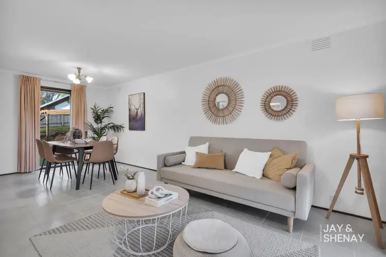 Sixth view of Homely house listing, 5 Nicholson Close, Endeavour Hills VIC 3802