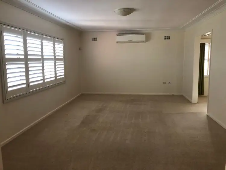 Fifth view of Homely house listing, 7 West End Avenue, Taree NSW 2430