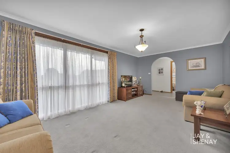 Third view of Homely house listing, 7 Thompson Court, Endeavour Hills VIC 3802