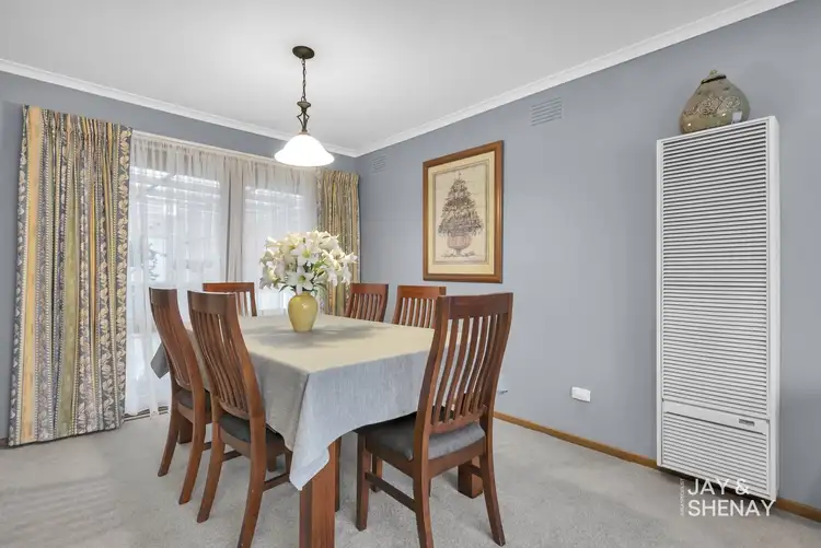 Fifth view of Homely house listing, 7 Thompson Court, Endeavour Hills VIC 3802