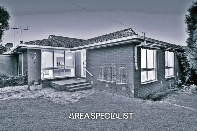 10 Cheviot Road, Keysborough VIC 3173