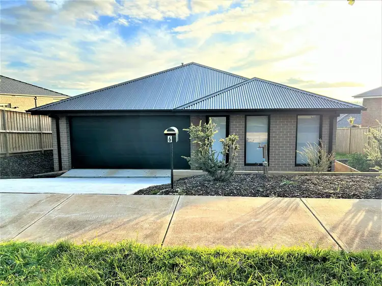 6 Timbertop Crescent, Drouin VIC 3818