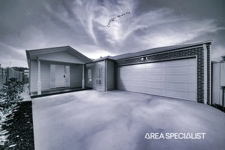 16A Cambridge Street, Lang Lang VIC 3984