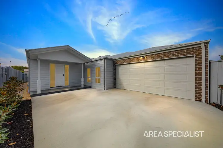16A Cambridge Street, Lang Lang VIC 3984