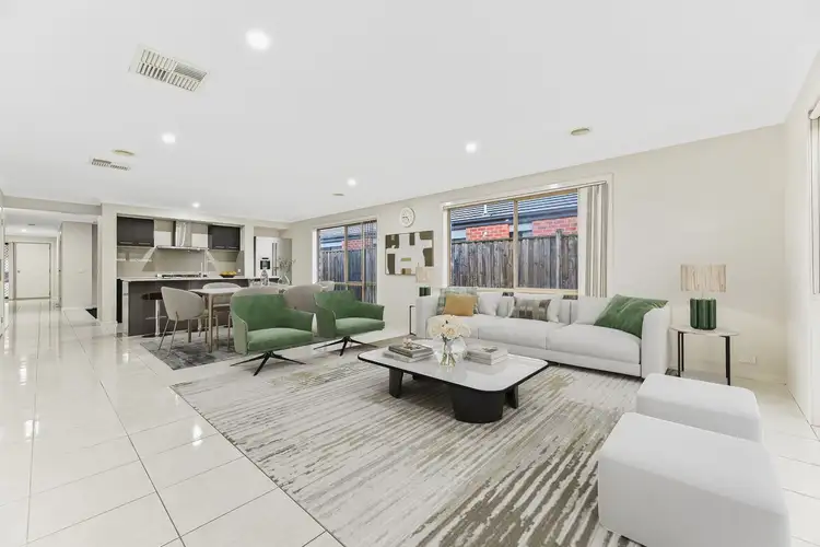 Fifth view of Homely house listing, 28 Dahlia Crescent, Keysborough VIC 3173