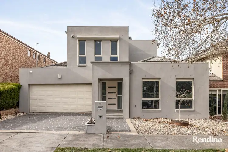 29 Troward Harvey Way