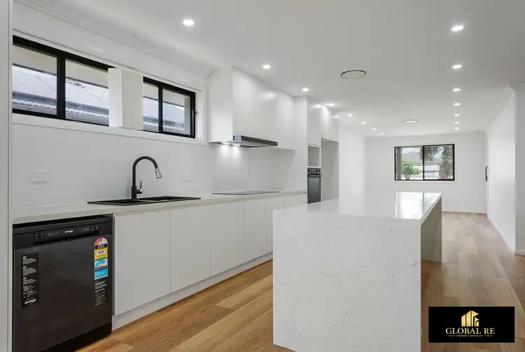Fifth view of Homely house listing, 8 Balmain Rd, Cartwright NSW 2168
