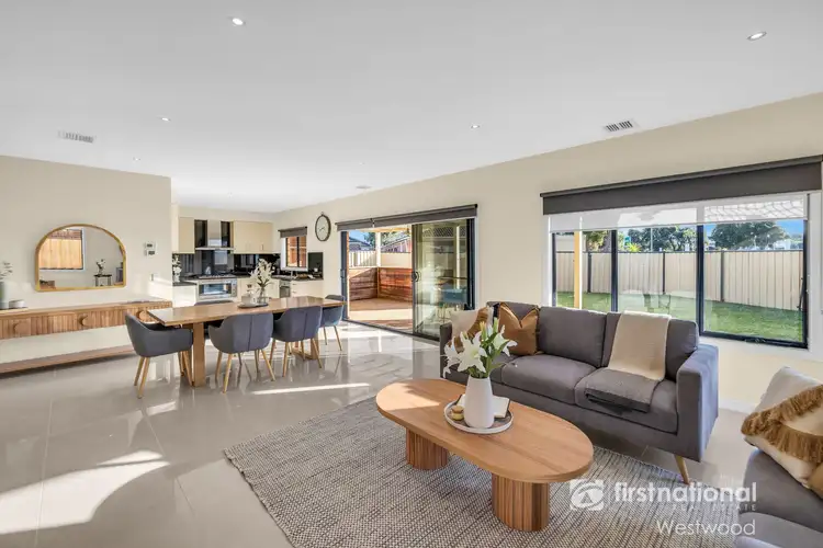5 Manta Court