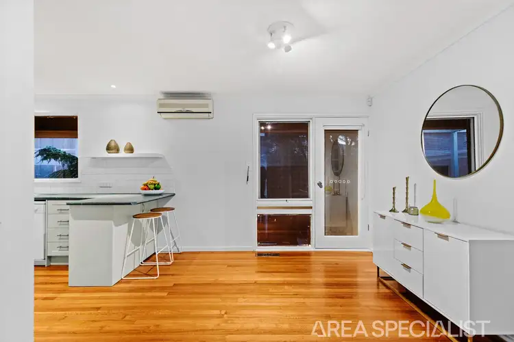 Fifth view of Homely house listing, 3 Alcon Court, Langwarrin VIC 3910