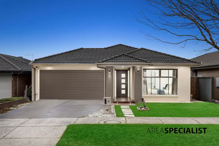 Main view of Homely house listing, 8 Pinebank Avenue, Cranbourne East VIC 3977