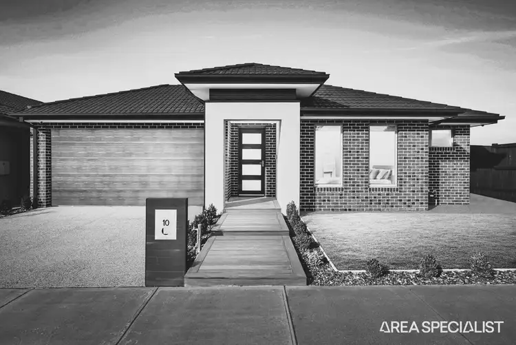10 Ainsley Road, Thornhill Park VIC 3335