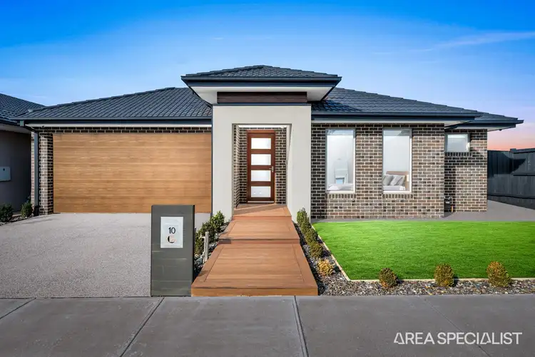 10 Ainsley Road, Thornhill Park VIC 3335