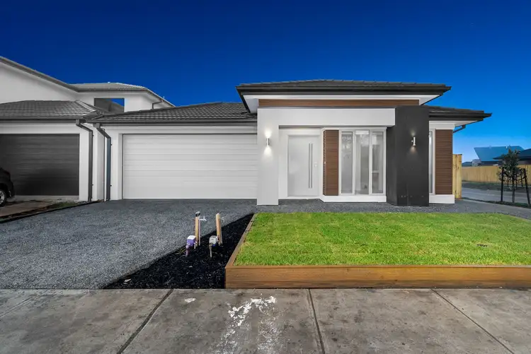 54 Carradale Road, Clyde North VIC 3978