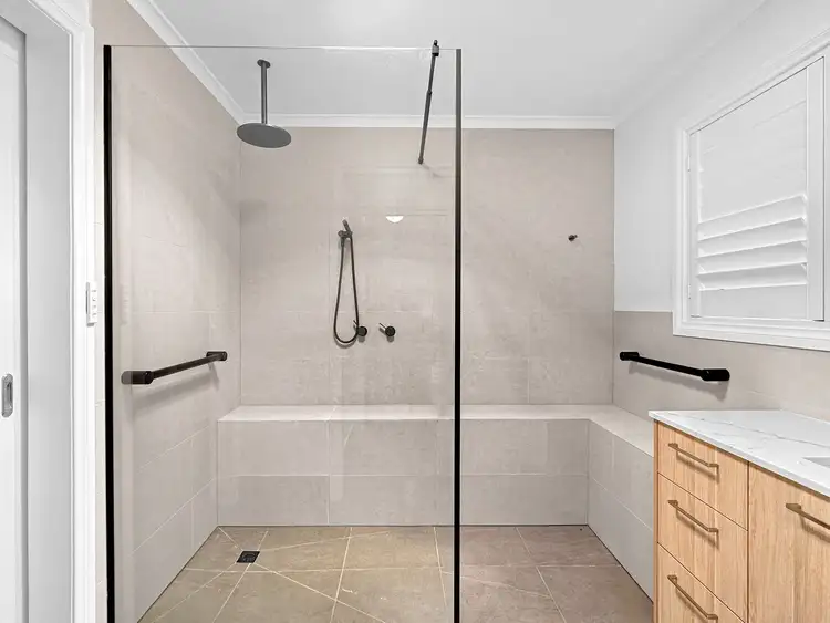 Sixth view of Homely house listing, 2 Bristol Court, Maryborough VIC 3465