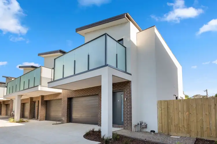 7/8 Elm St, Bayswater VIC 3153