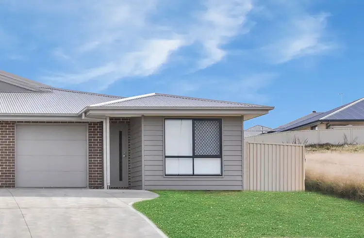 Main view of Homely house listing, 1/6 Amber Close, Kelso NSW 2795