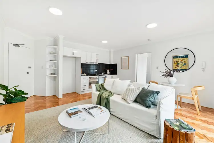 8/1-3 Queen Street, Newtown NSW 2042