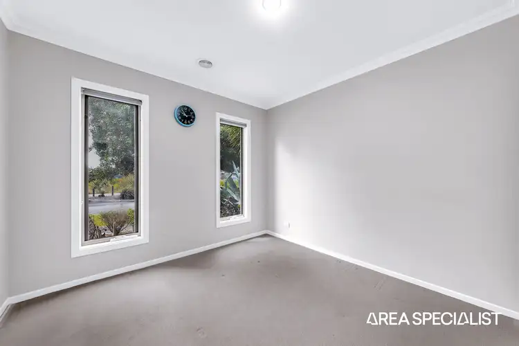 Fifth view of Homely house listing, 17 Cranbrook Circuit, Officer VIC 3809