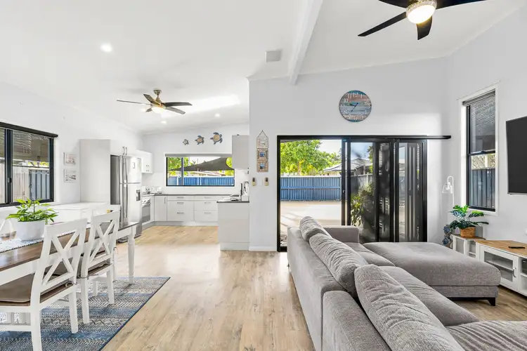 9 Jennifer Court, Bucasia QLD 4750
