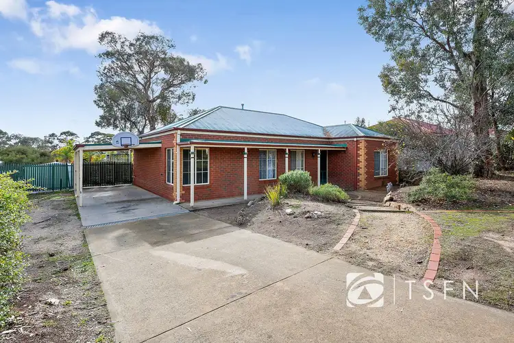 9 Joshua Court, Spring Gully VIC 3550