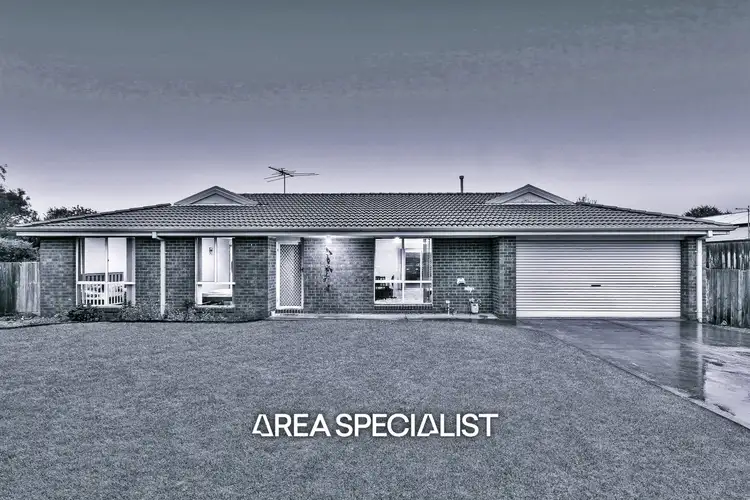 9 Mark Place, Pakenham VIC 3810