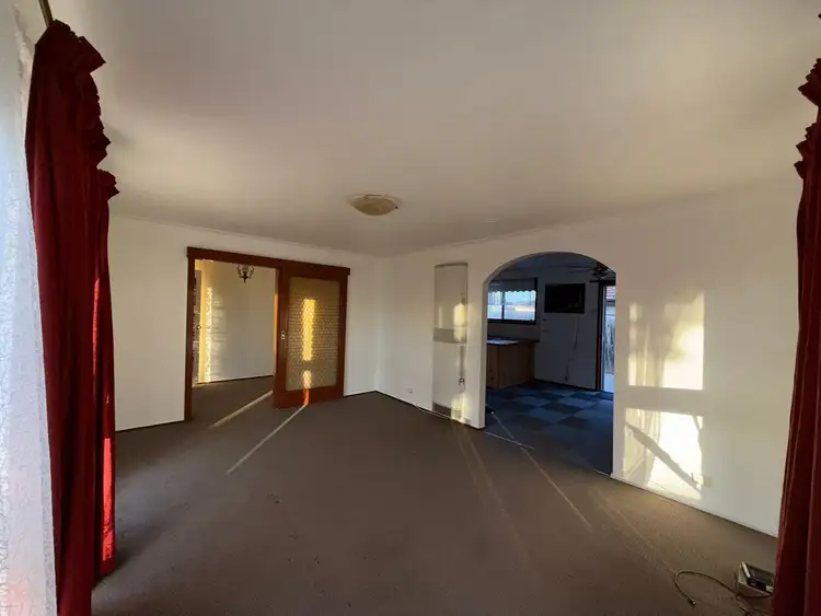 Fourth view of Homely house listing, 1 Grantham Parade, St Albans VIC 3021