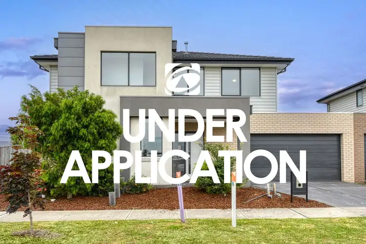 22 Bronnie Street, Clyde North VIC 3978
