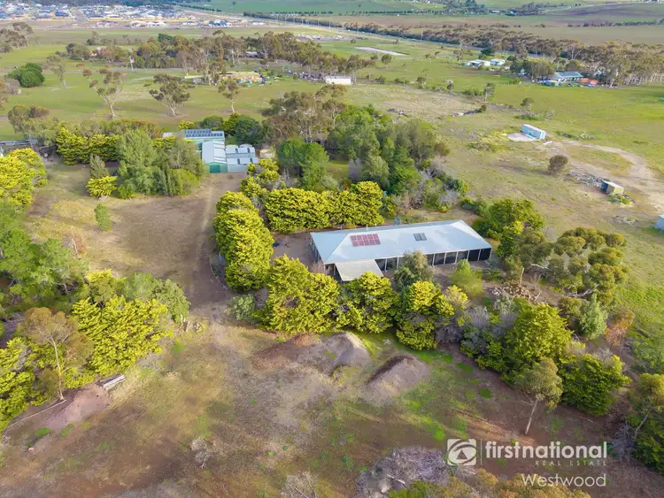 585 WINDERMERE ROAD