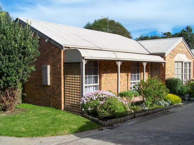 8/2-4 Pymble Avenue, Inverloch VIC 3996