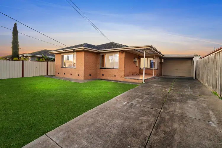 124 Denton Avenue, St Albans VIC 3021