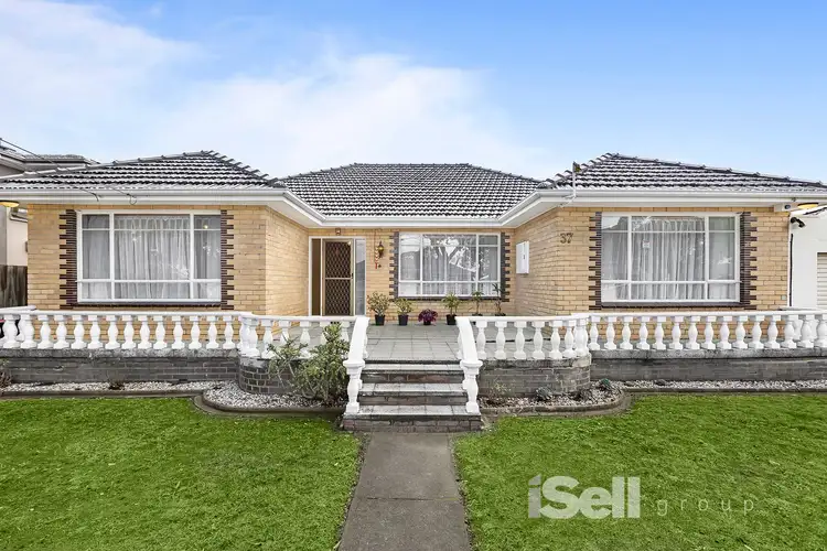 37 Ash Grove, Springvale VIC 3171