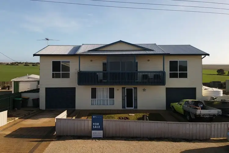 15 Hosking Road, Tiddy Widdy Beach SA 5571