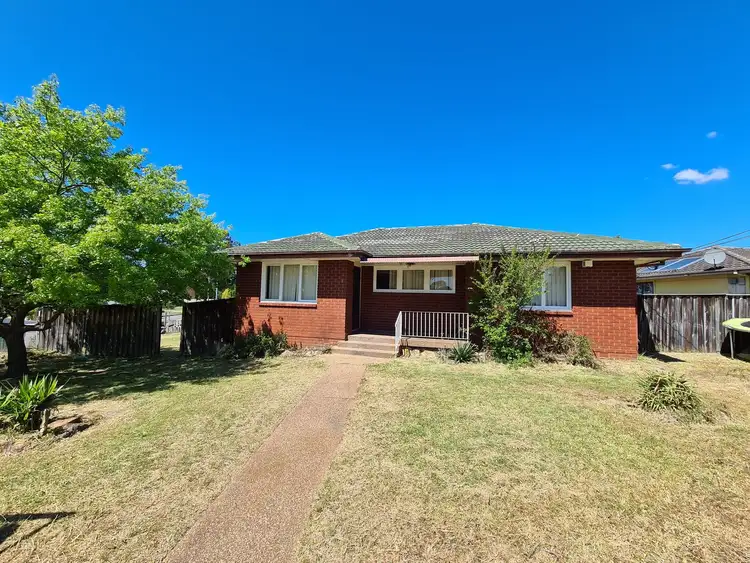 1 Rotorua Street, Lethbridge Park NSW 2770